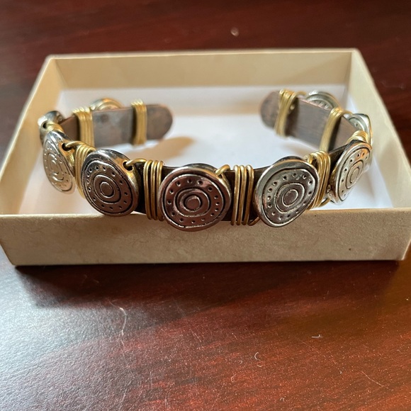 Jewelry - Mixed media bracelet
